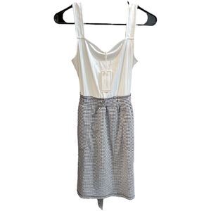 No Comment White and Houndstooth Dress with Tie and Pockets - Size Medium